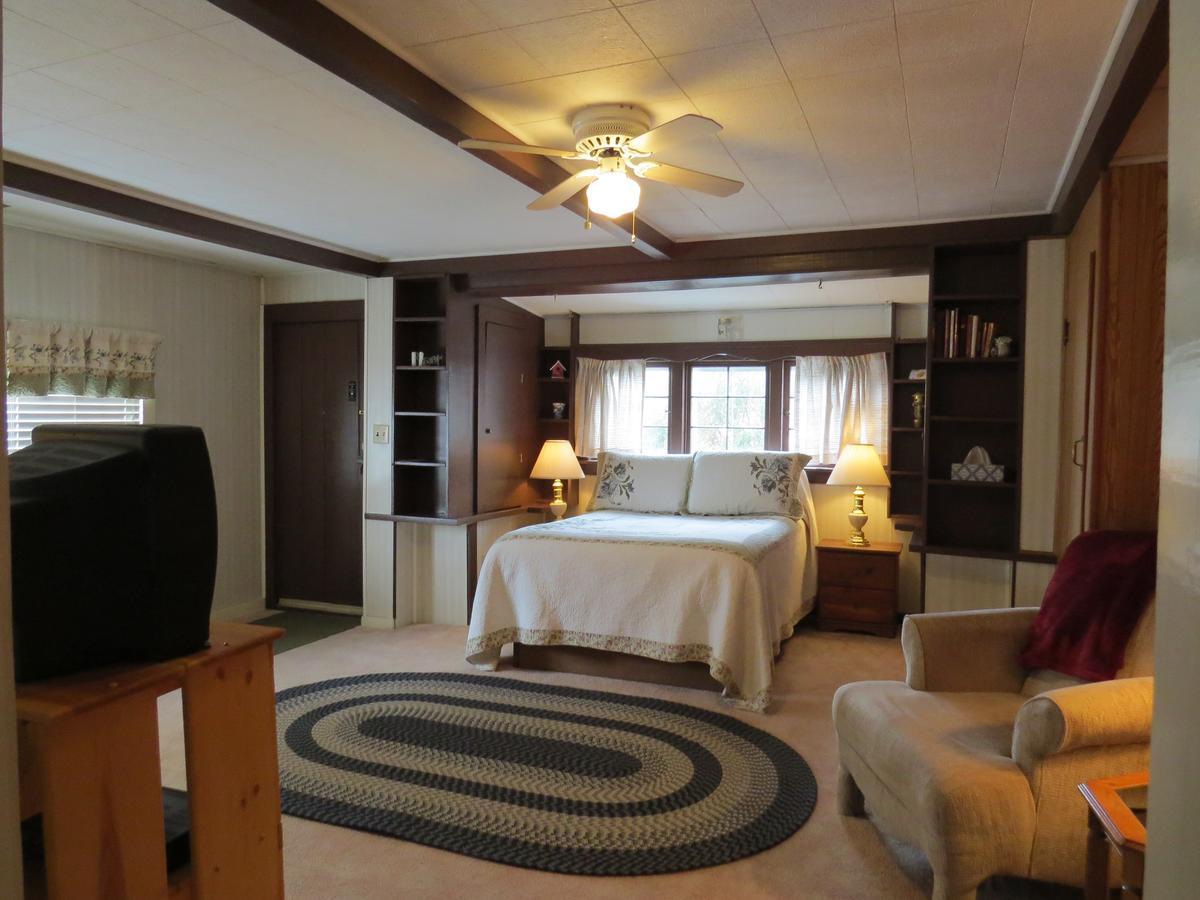 The Pines Country Inn Newcastle 외부 사진