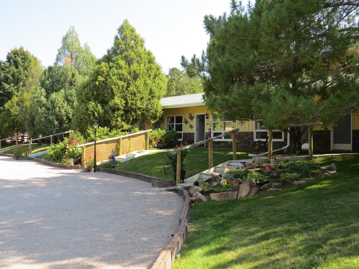 The Pines Country Inn Newcastle 외부 사진