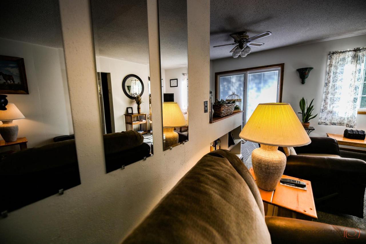 The Pines Country Inn Newcastle 외부 사진